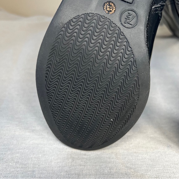 St. John's Bay 'Douglas' Riding Style Boot - Size 7.5 - Picture 4 of 11